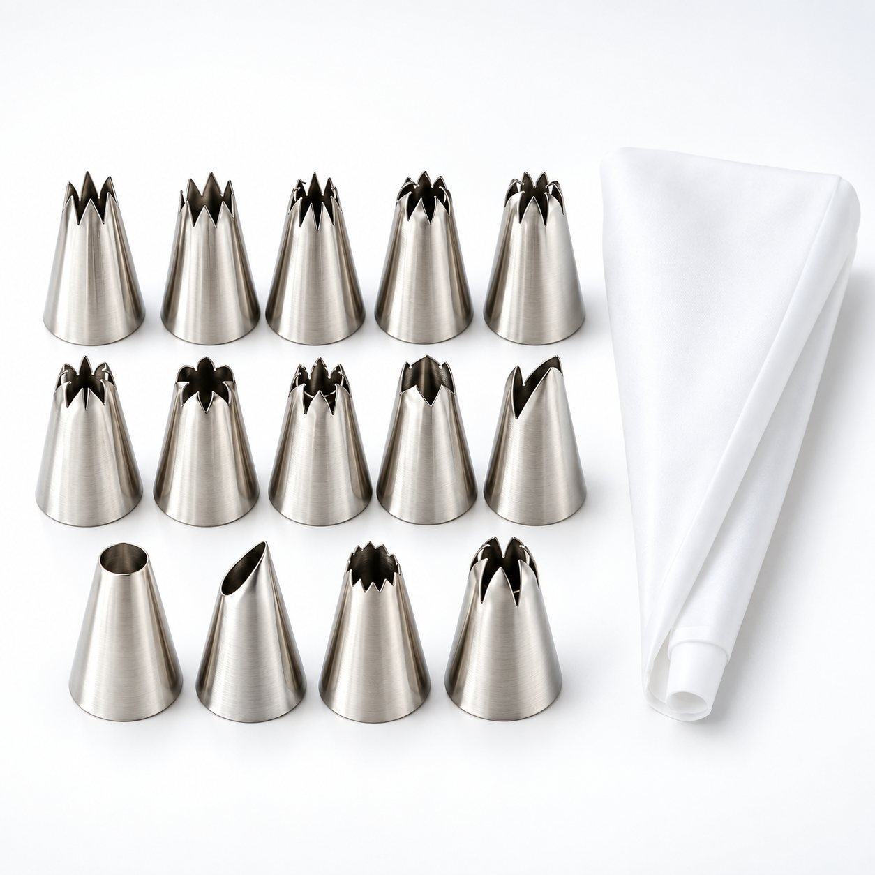 Piping Set, Fourteen Stainless Nozzles with Bag, close up detail of the surface and finish