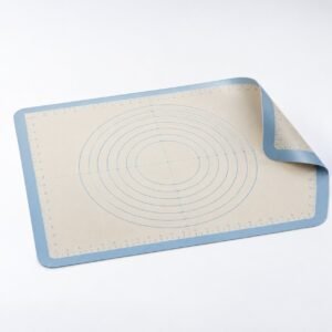 Silicone Baking Mat, 40 x 30 cm, Glass Fibre, shown on a plain studio background